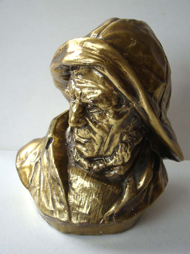 A nice pair of figural Fisherman bookends by PM Craftsman circa 1960 — image 2
